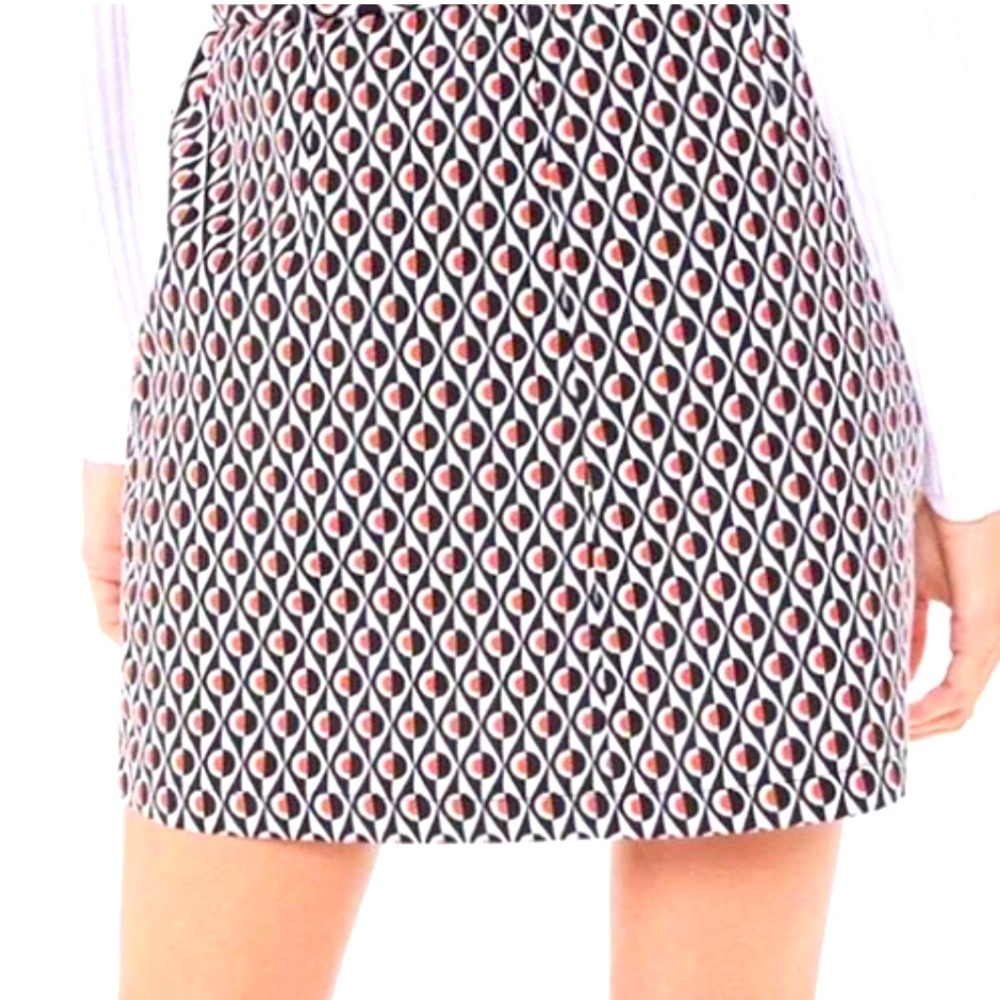 U Goldie Jacquard Belted
Mini Skirt